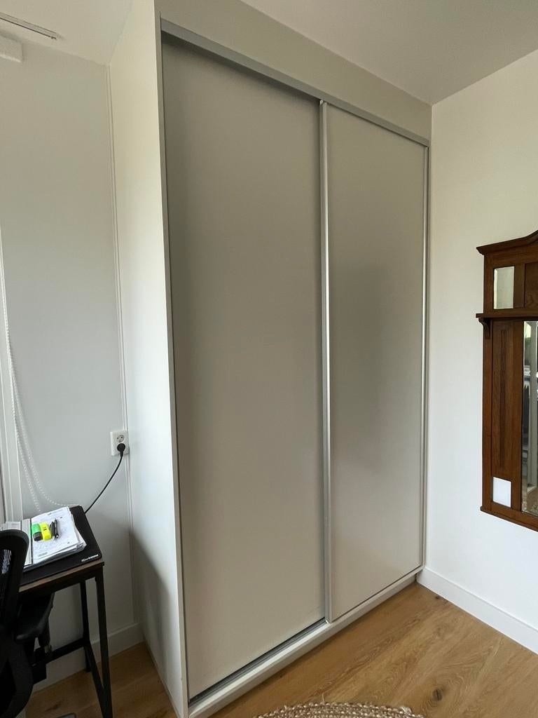 Custom-made wardrobe wood / kledingkast, Huis en Inrichting, Gebruikt, 200 cm of meer, 150 tot 200 cm, 50 tot 75 cm