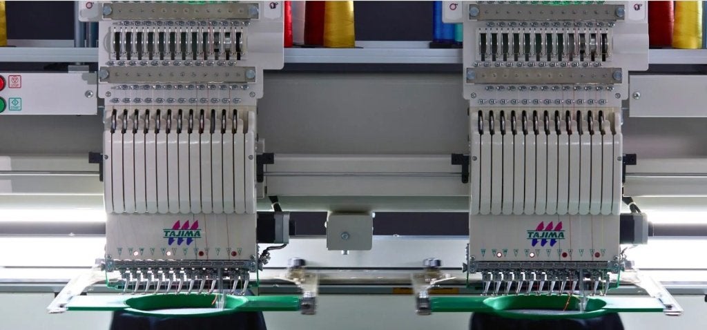 Profesionele borduurmachine TAJIMA TMEZ K1204C, Hobby en Vrije tijd, Borduren en Borduurmachines, Ophalen, Zo goed als nieuw, Machineborduren