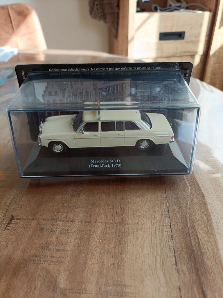 Mercedes 240 D (Frankfurt, 1973) modelauto, Ophalen