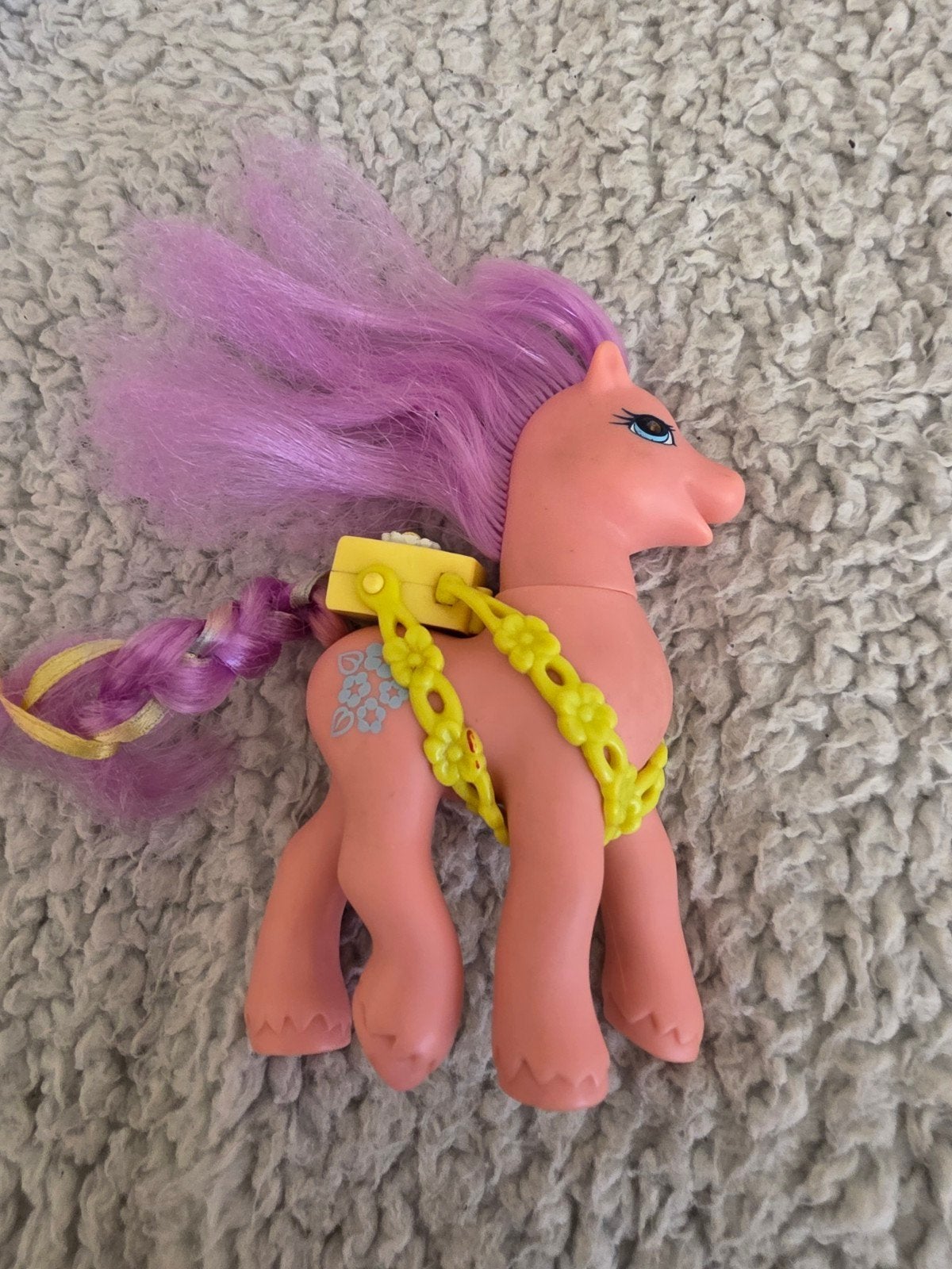 Little Pony met paarse manen en bloemenketting, Ophalen of Verzenden