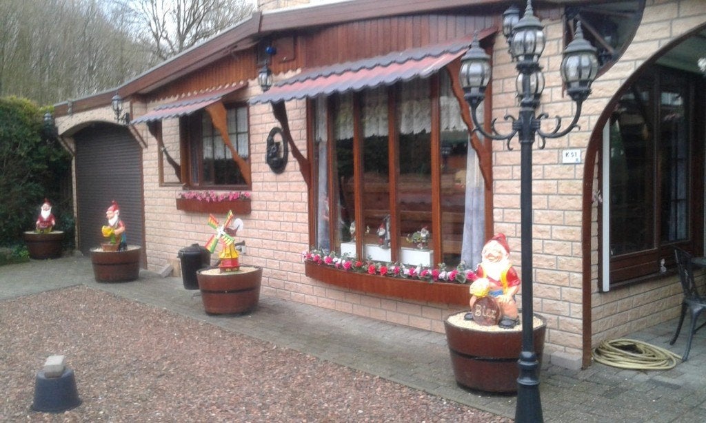 DUBBELE CHALET MET 4 SLAAPKAMERS TE KOOP! (OK302), Tot en met 4
