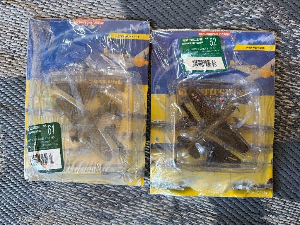 2x KampfFlugzeuge Modellen: P-40 Warhawk & Polikarpov I-15, Overige merken, 1:144 tot 1:200, Nieuw, Ophalen of Verzenden