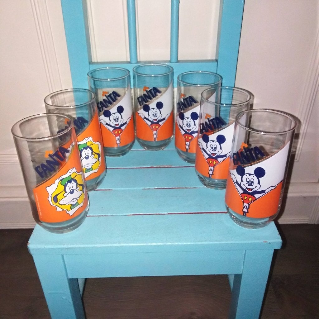 Fanta glazen 2 x Goofy 5 x Mickey Mouse, Verzamelen, Ophalen, Mickey Mouse, Gebruikt, Servies