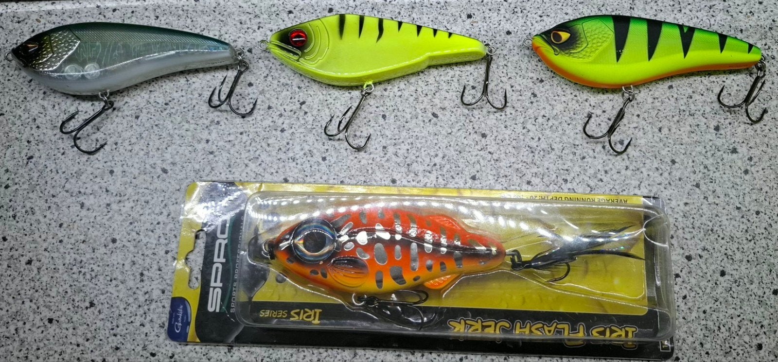 Set van 4 kunstaas pluggen (Spro, Caperlan, WAM), Watersport en Boten, Ophalen of Verzenden, Zo goed als nieuw, Kunstaas