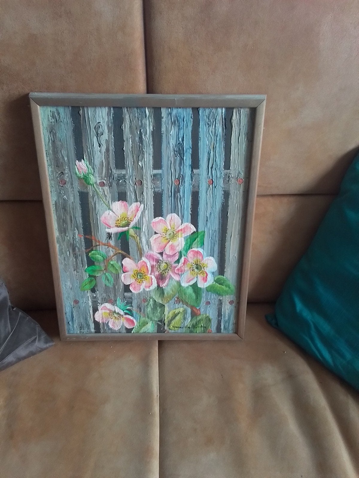 Schilderij met roze bloemen en houten achtergrond, Ophalen of Verzenden