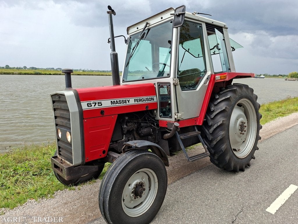 Massey Ferguson 675, Gebruikt, -, 2500 tot 5000, Niet opgegeven
