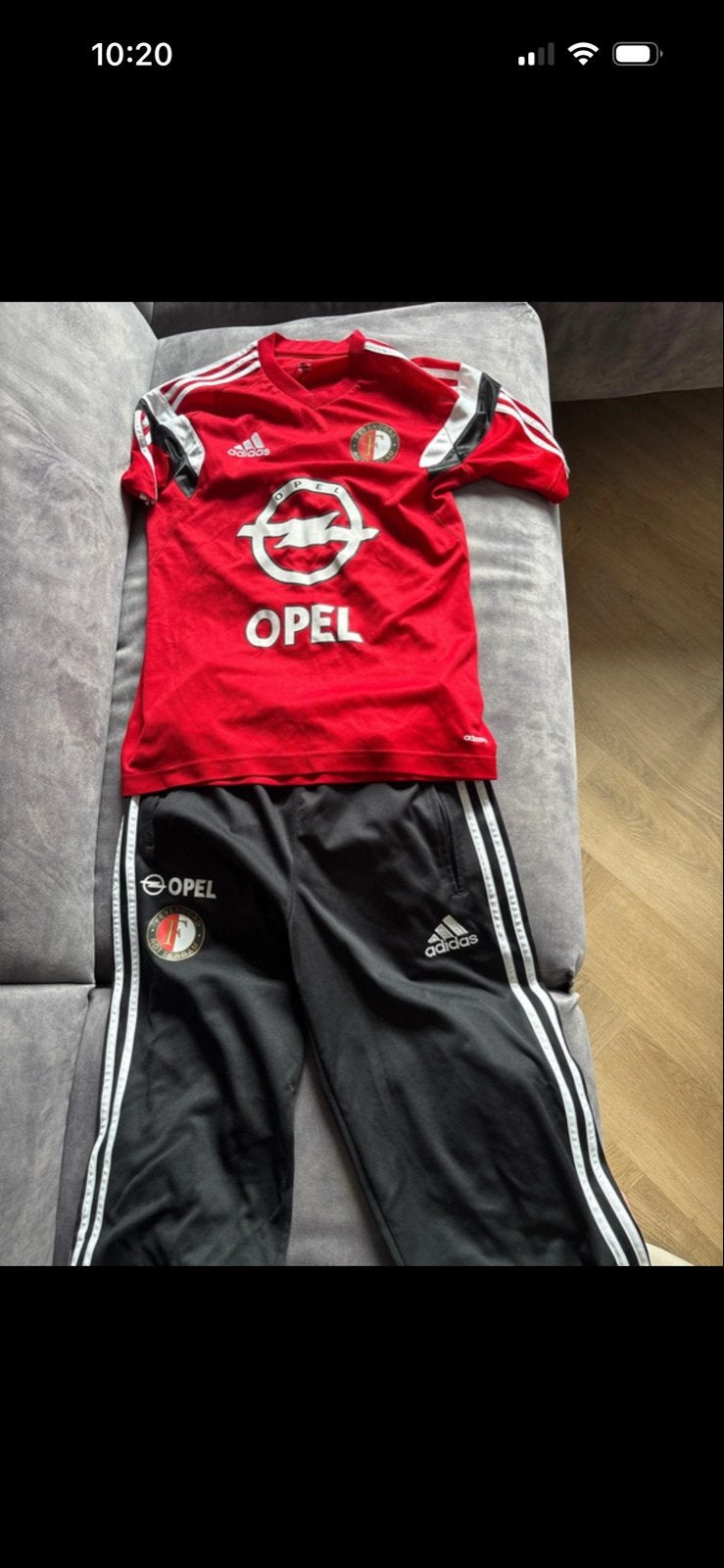 Feyenoord Trainingspak - Shirt en Broek (Adidas), Kleding | Heren, Sportkleding, Meerkleurig, Ophalen of Verzenden, Voetbal, Gedragen