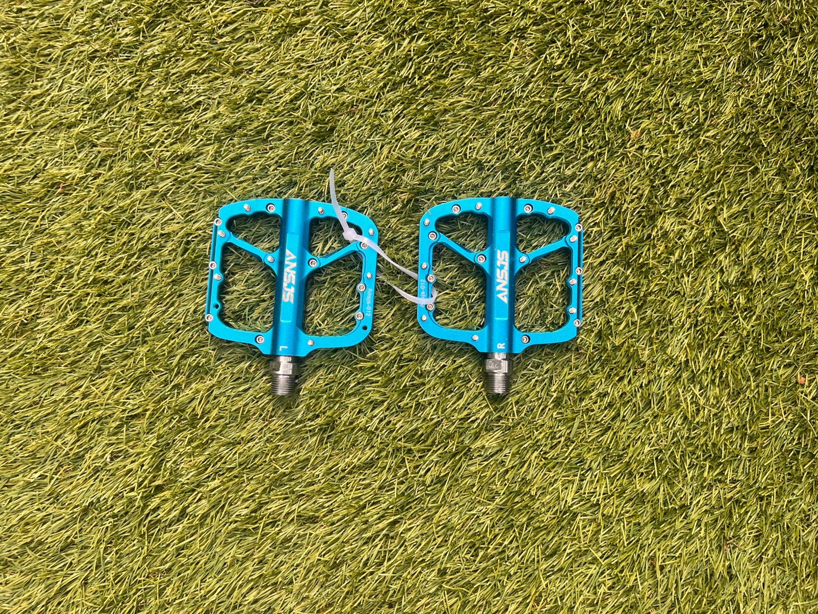 Zo goed als nieuwe mountainbike flat pedals, ., Ophalen of Verzenden, Zo goed als nieuw, Flat pedals