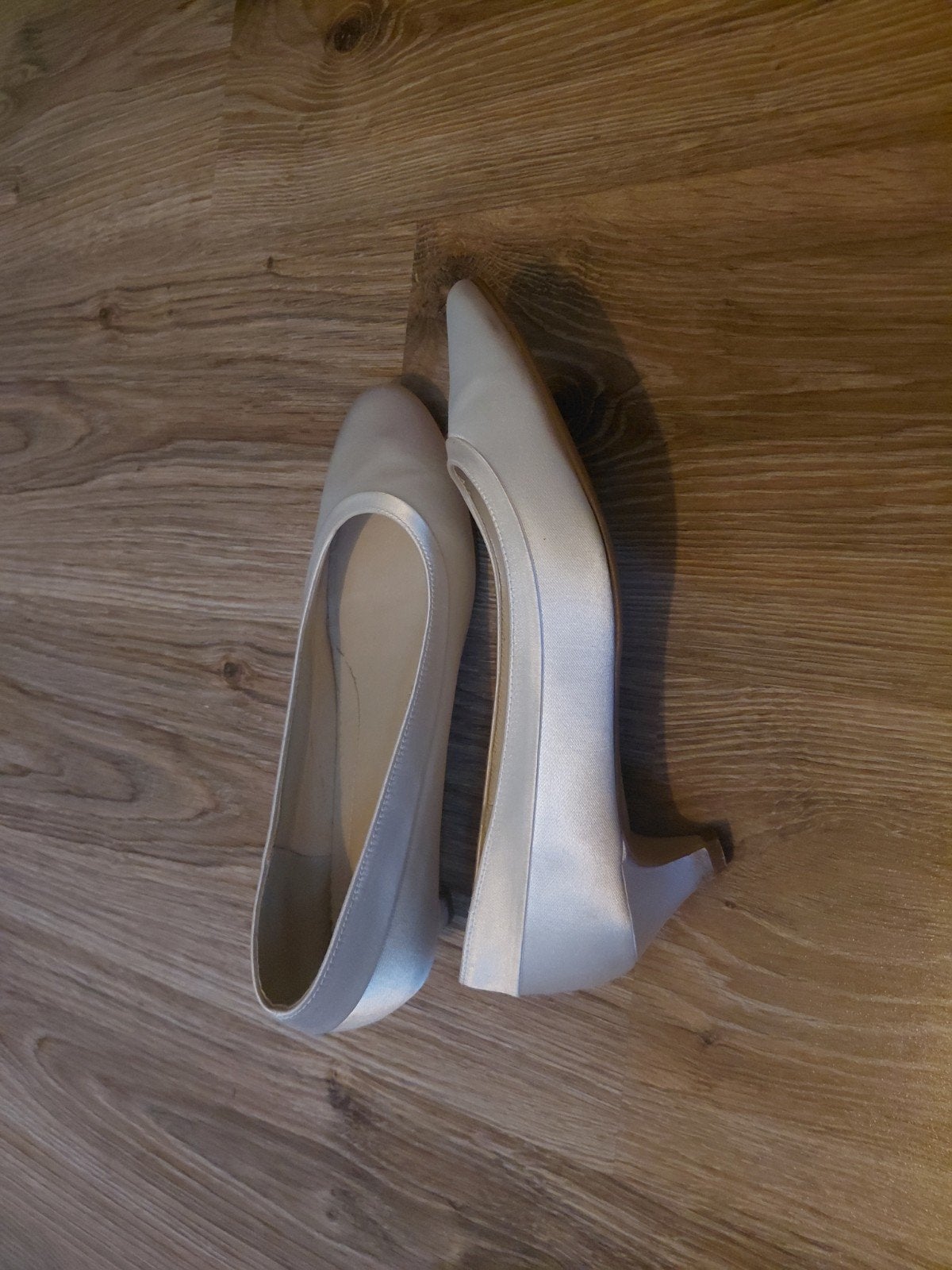 zeer nette trouw schoenen room kleurig, Ophalen, Zo goed als nieuw, Sneakers of Gympen