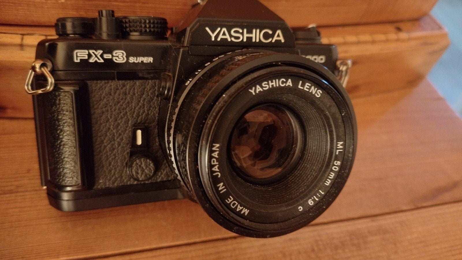 Yashica FX-3 Super 2000 spiegelreflexcamera met 50mm lens, Ophalen of Verzenden, Zo goed als nieuw, Spiegelreflex, Overige Merken