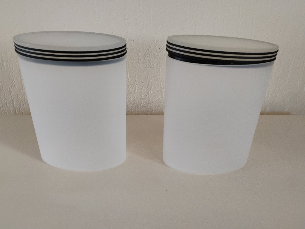 2 x voorraadbus, 2 bewaarbussen, wit,ovaal 1,5 liter, Kunststof, Ophalen of Verzenden, Zo goed als nieuw, Voorraadpot