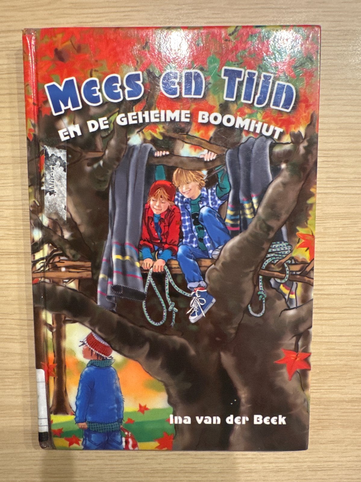 Mees en Tijn en de geheime boomhut - Ina van der Beek, Boeken, Ophalen of Verzenden, Zo goed als nieuw, Fictie