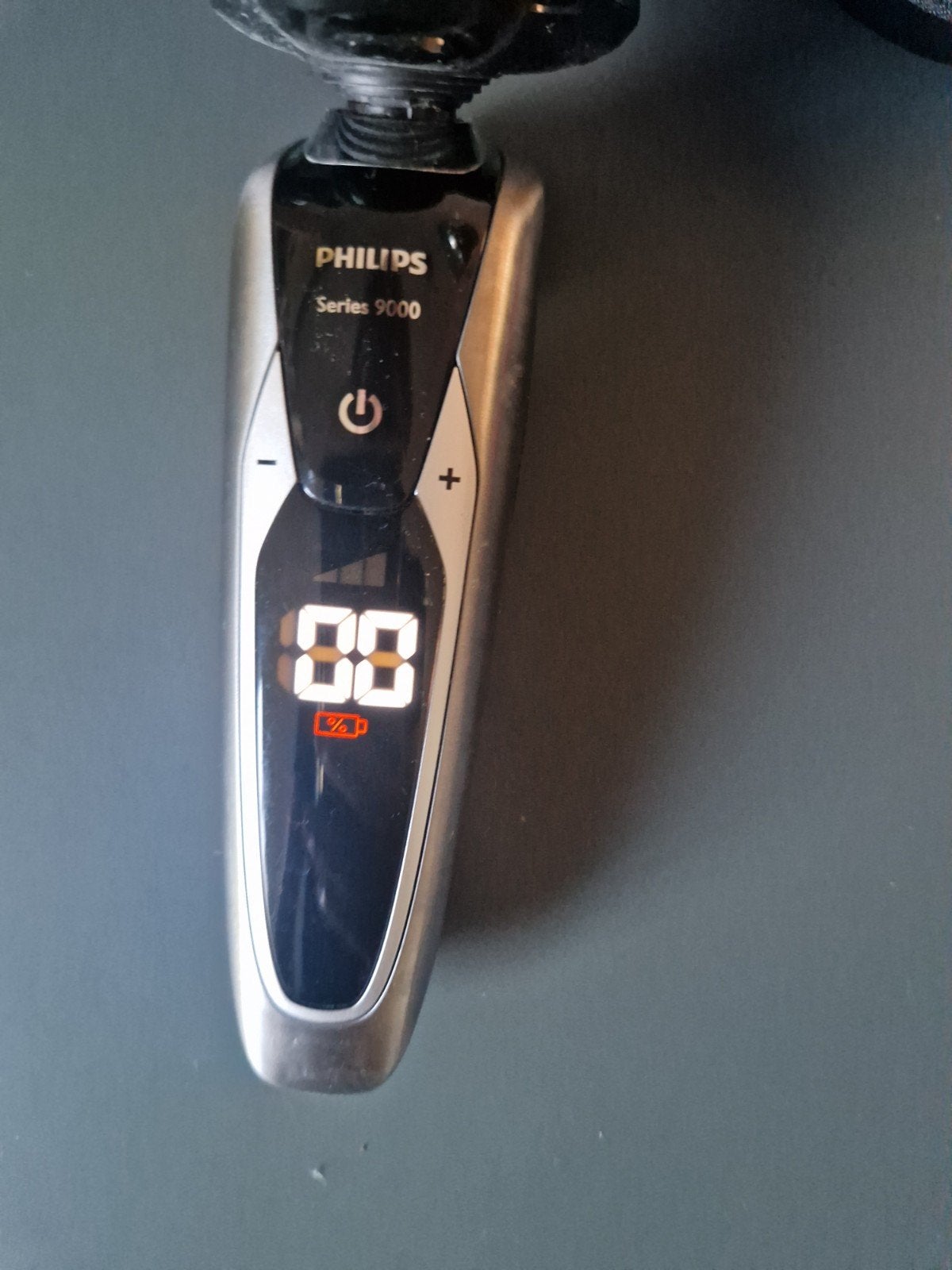 Philips 9000 serie scheerapparaat, Ophalen of Verzenden, Gebruikt, Scheren en Epileren