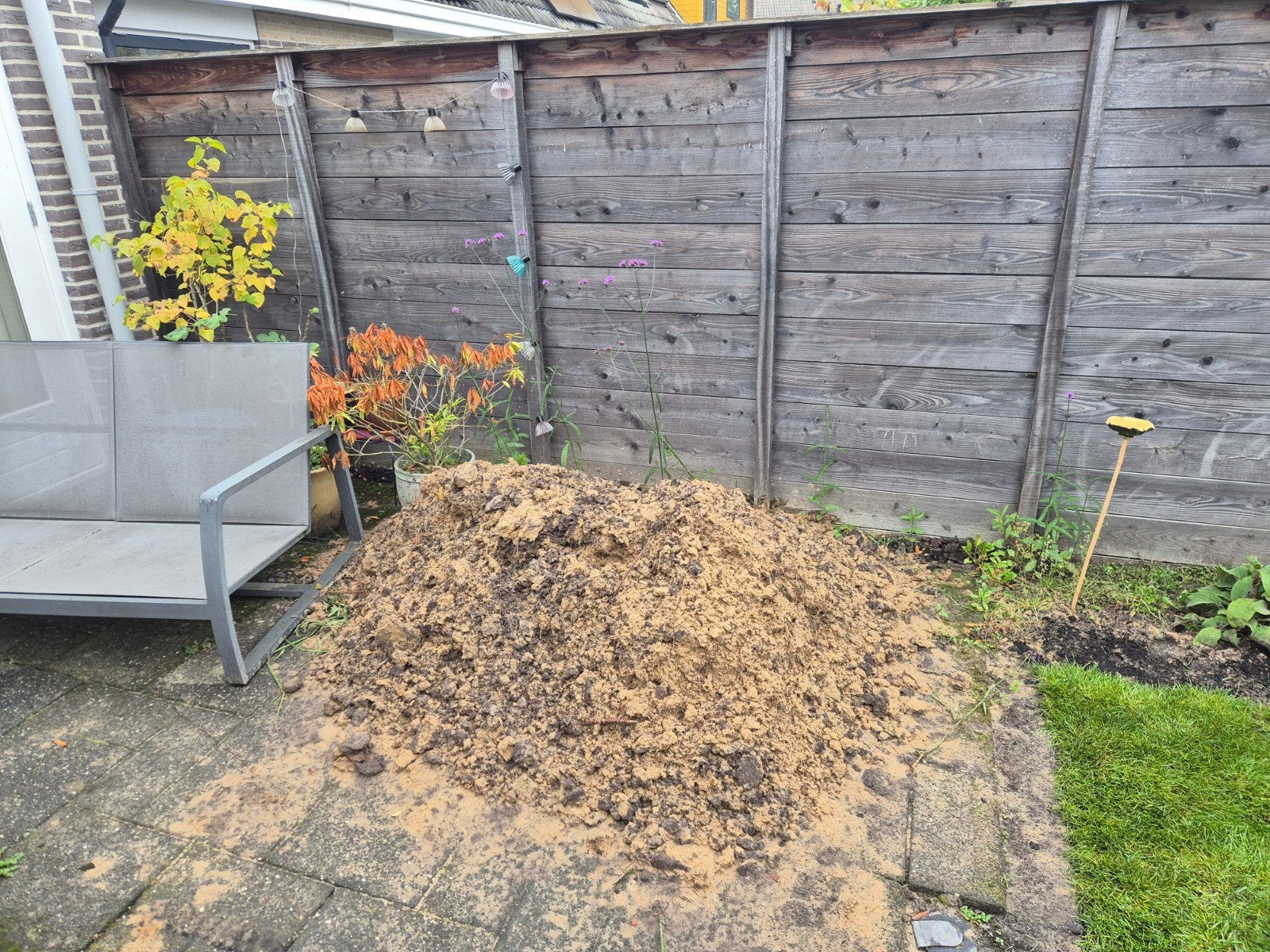 Gratis Ophoogzand/Tuinaarde af te halen, Ophalen, Gebruikt, Ophoogzand