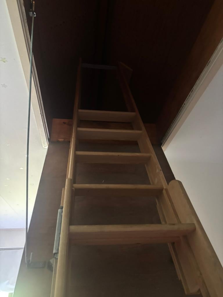 Vliezo trap, Ophalen, Zo goed als nieuw, 2 tot 4 meter