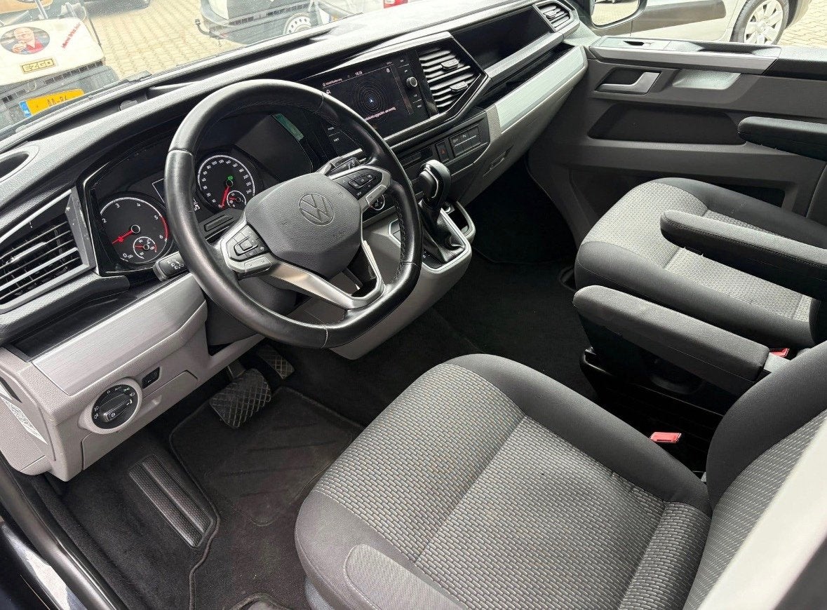 Volkswagen Transporter 2.0 TDI L2H1 Highline Automaat, Auto's, Dealer onderhouden, Stof, 4 cilinders, 150 pk
