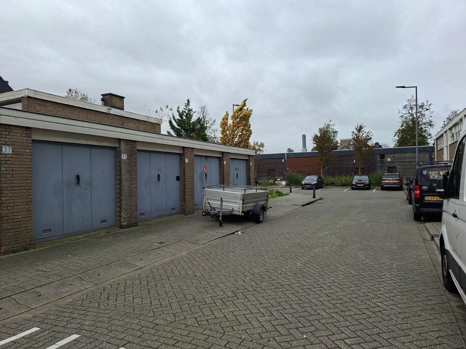 TE KOOP GARAGEBOX ROTTERDAM.