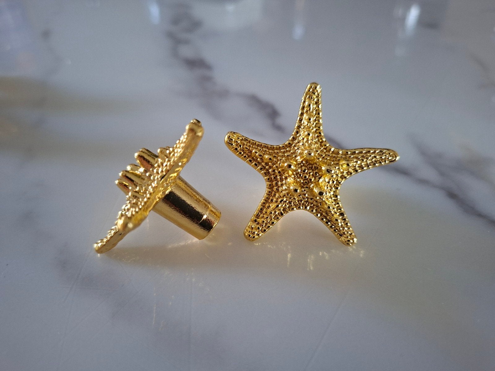 Goudkleurige kastknop zeester, Nieuw, Ophalen of Verzenden, Goud, Metaal