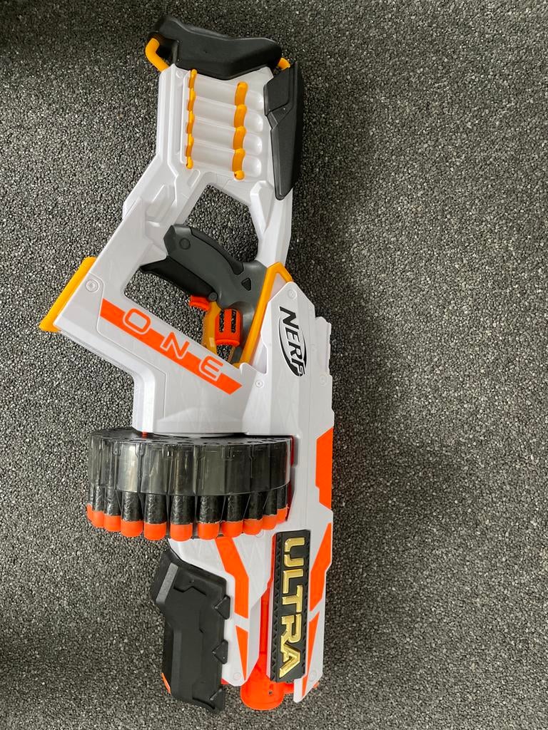Nerf Ultra One Blaster met vol magazijn, Ophalen of Verzenden, Zo goed als nieuw, Jongen of Meisje