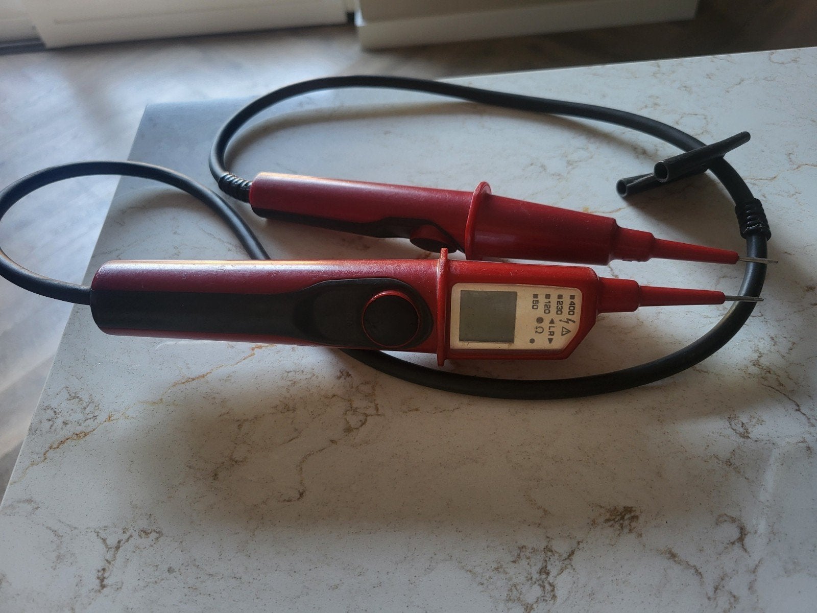 Benning Duspol Digital 2-polige spanningstester, Ophalen of Verzenden, Gebruikt, Elektriciteit