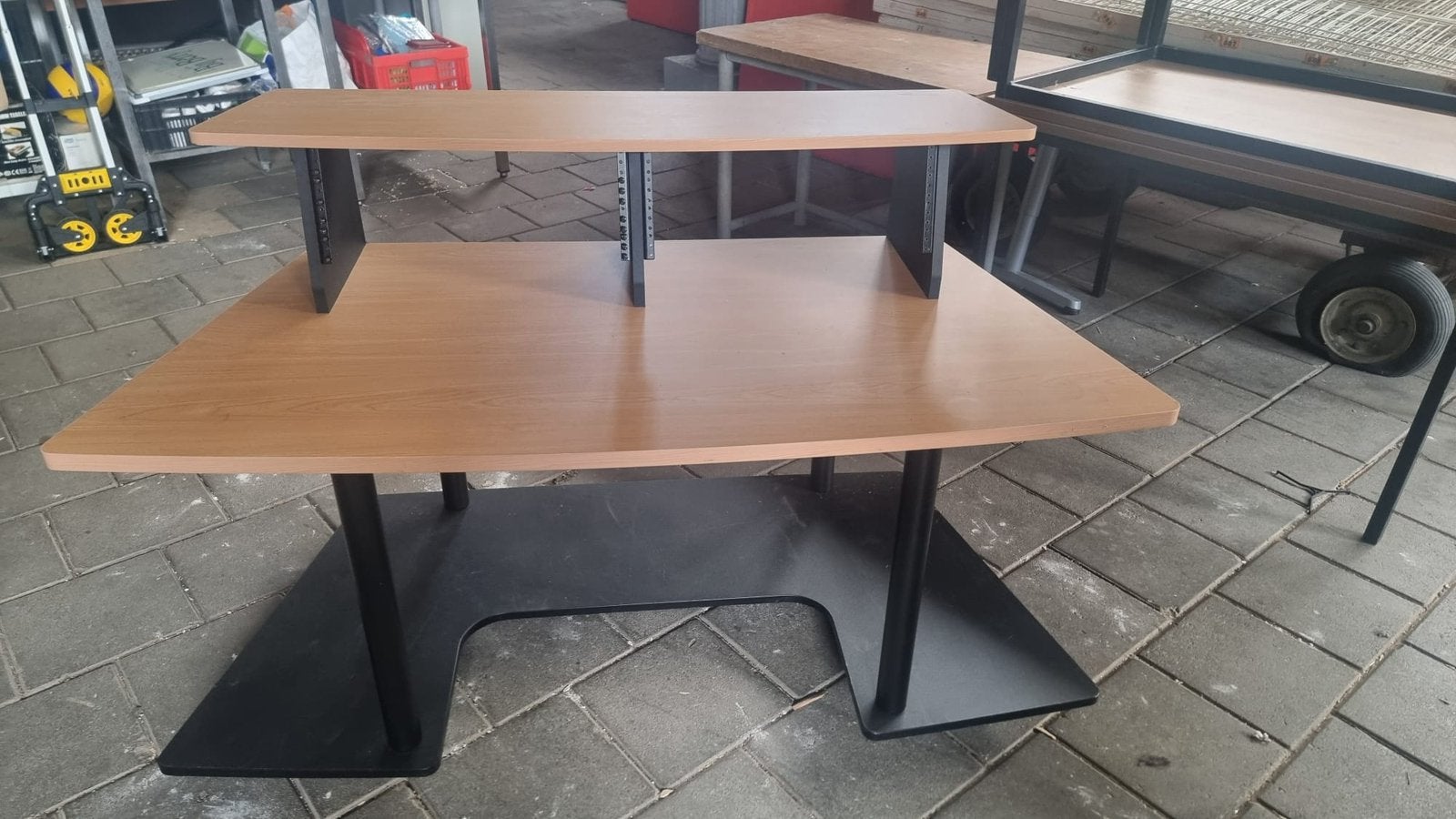 Studiomeubel / Bureau / Vaste prijs / koopje, Ophalen, Zo goed als nieuw