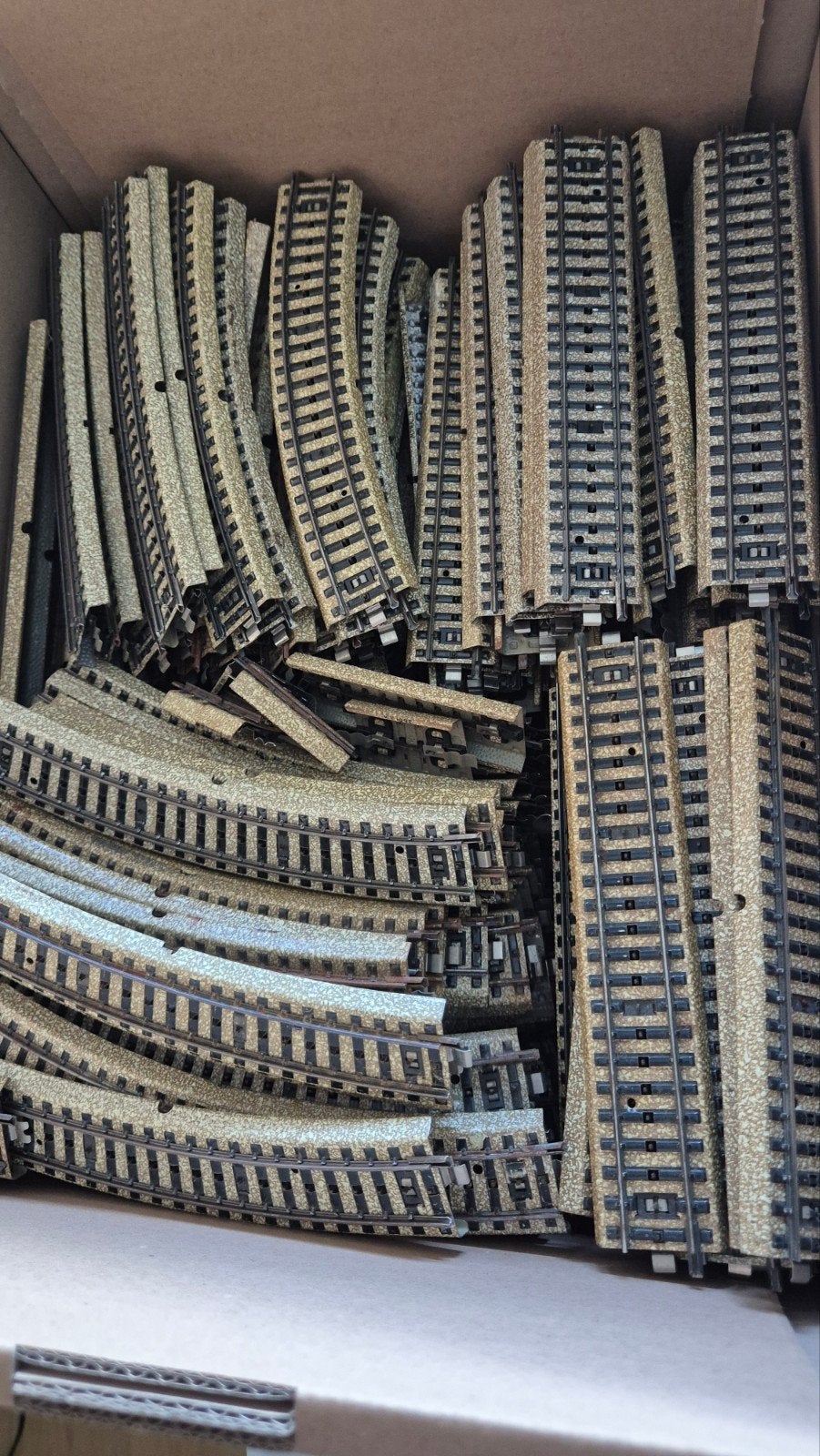 Ruim 10 kg Märklin M-rails: recht en bochten, Ophalen, Wisselstroom, Gebruikt, Rails