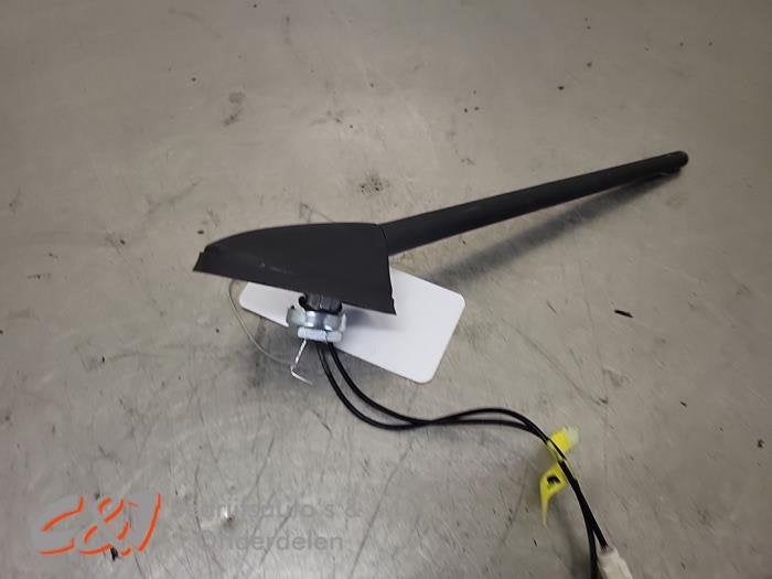 GPS Antenne van een Opel Vivaro, Gebruikt, -, -, Opel