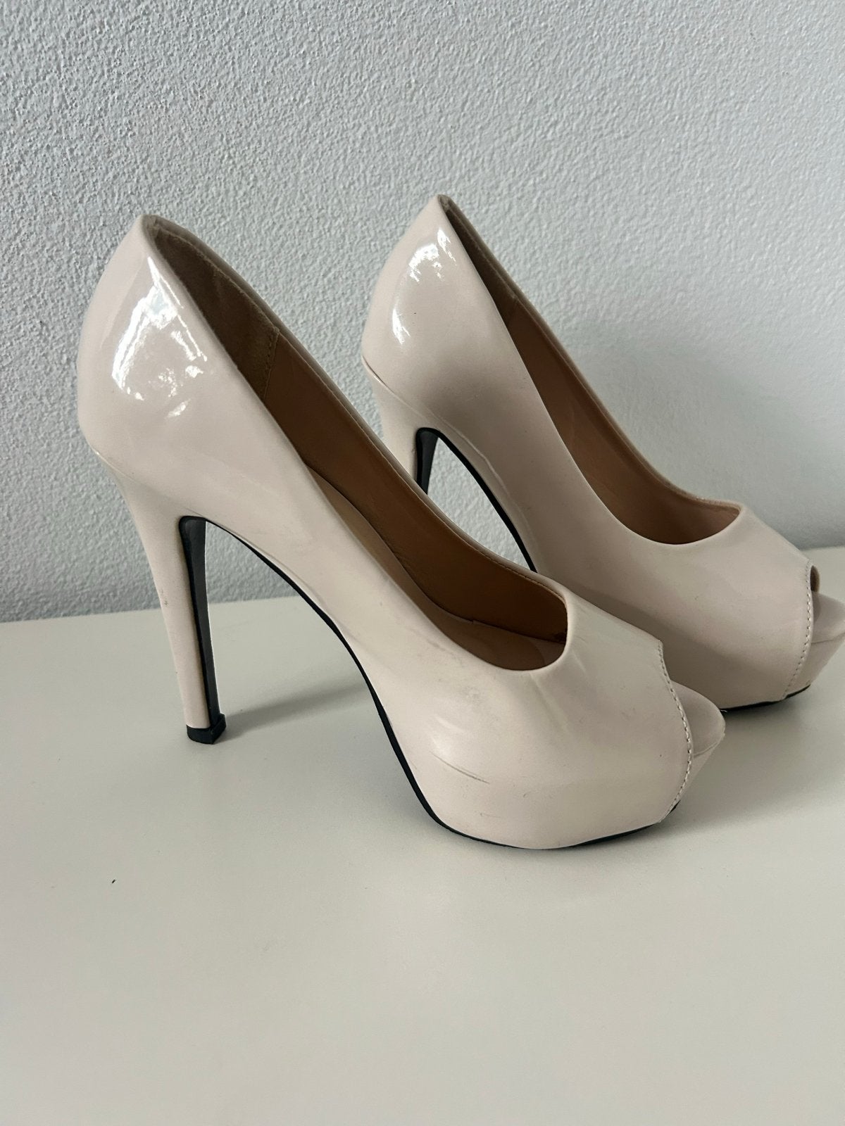 Nude Peep-Toe Hakken Maat 36, Ophalen of Verzenden, Gedragen, Beige, Pumps