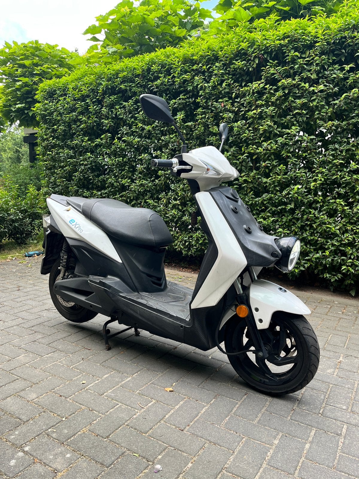 SYM E-Xpro  ->  2 accu’s, Ophalen, Gebruikt, Overige modellen, Maximaal 45 km/u