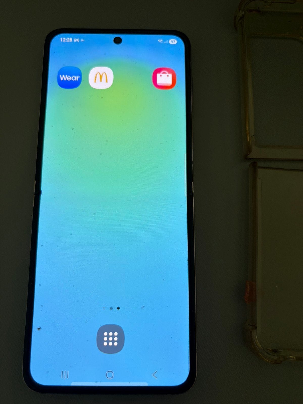 Samsung Galaxy Z Flip5 256GB Lavender met hoesjes, Telecommunicatie, Mobiele telefoons | Samsung, Ophalen, Paars, Touchscreen