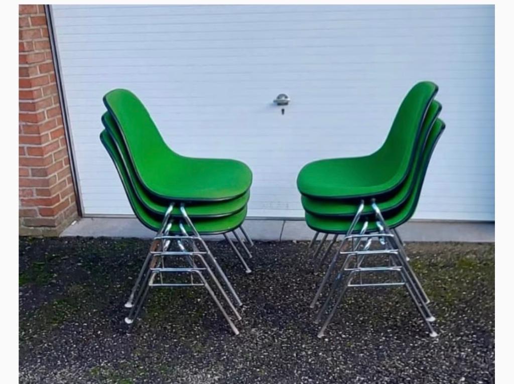 Groene designstoelen Charles Eames, stukprijs, Huis en Inrichting, Stoelen, Gebruikt, Eén, Overige kleuren, Ophalen