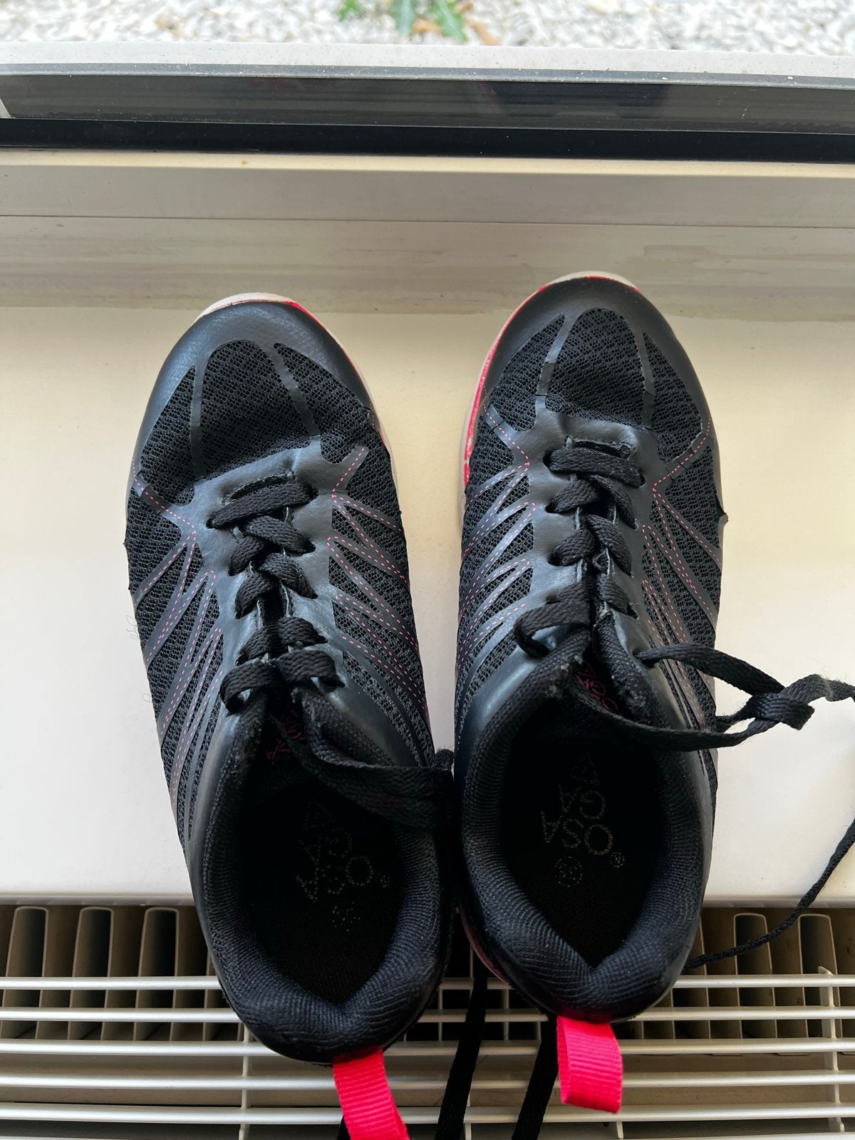 OSAGA Zwarte Sportschoenen Maat 35, Ophalen, Gedragen, Zwart, Sportschoenen
