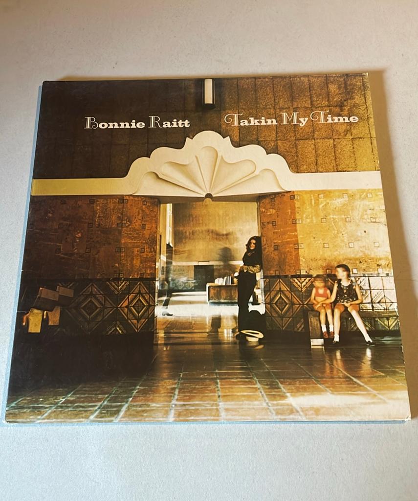 Bonnie Raitt - Takin My Time, Ophalen of Verzenden, Zo goed als nieuw, 12 inch