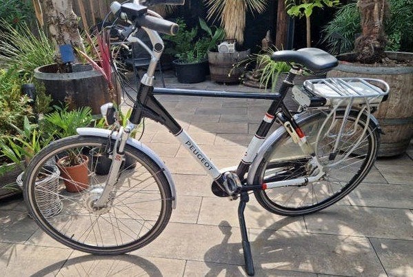 Peugeot E-bike - Simpel en Betrouwbaar frame 60cm zevenaar, 59 cm of meer, Ophalen, Gebruikt, 30 tot 50 km per accu