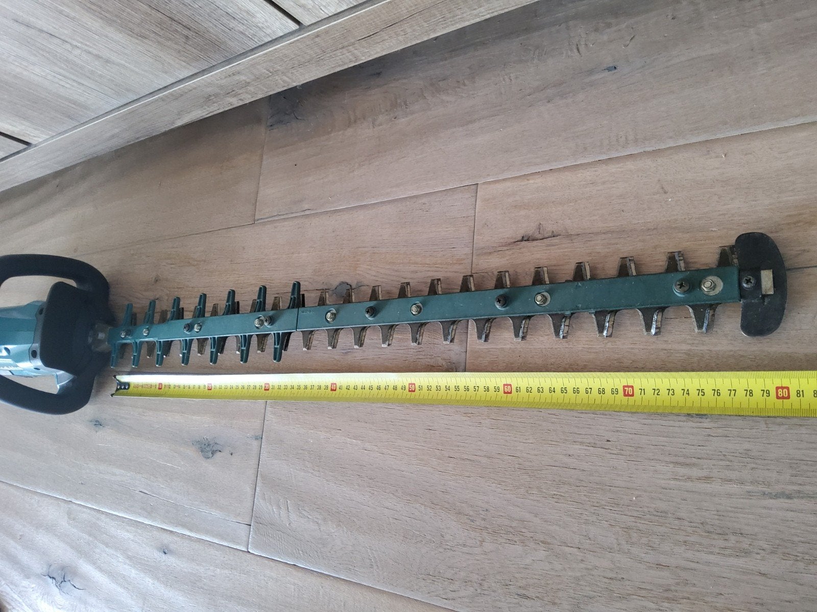 Foto 5 van Makita DUH752 professionele heggeschaar 75cm 18v
