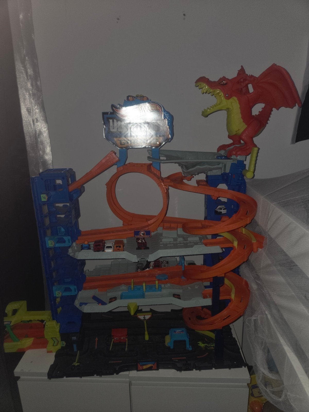 Hot Wheels Ultimate Garage met draak, Ophalen, Gebruikt