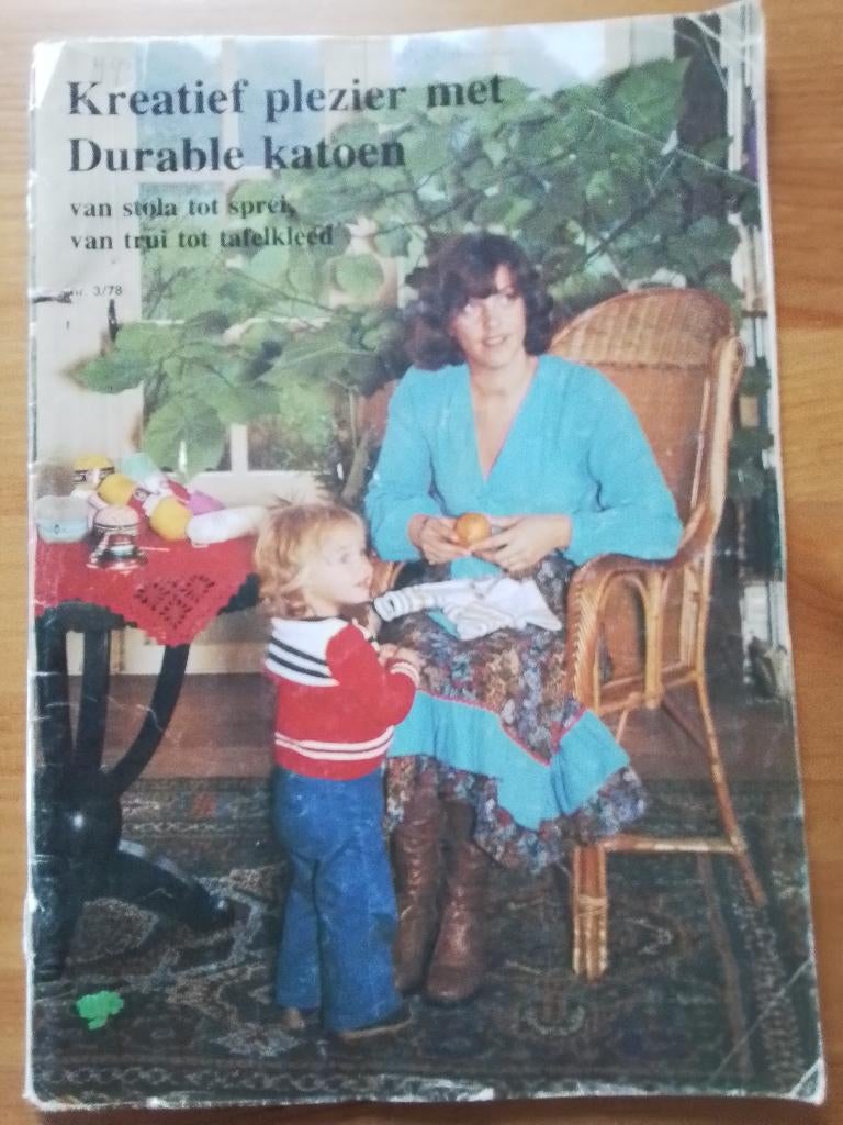 Kreatief plezier met durable katoen Rug wel iets beschadigd, Hobby en Vrije tijd, Breien en Haken, Ophalen of Verzenden, Gebruikt