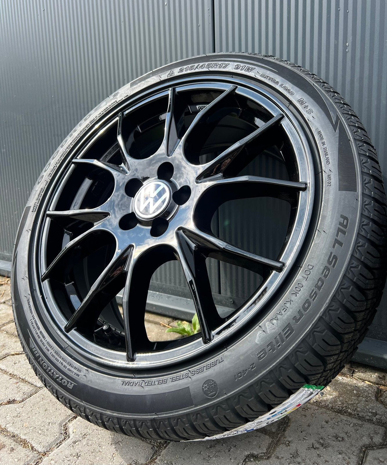 17 inch velgen 5x100 Volkswagen Polo Seat Ibiza Skoda Fabia, Hooghwerff banden & velgen, 215 mm, Jacob Lemairestraat 26, Banden en Velgen