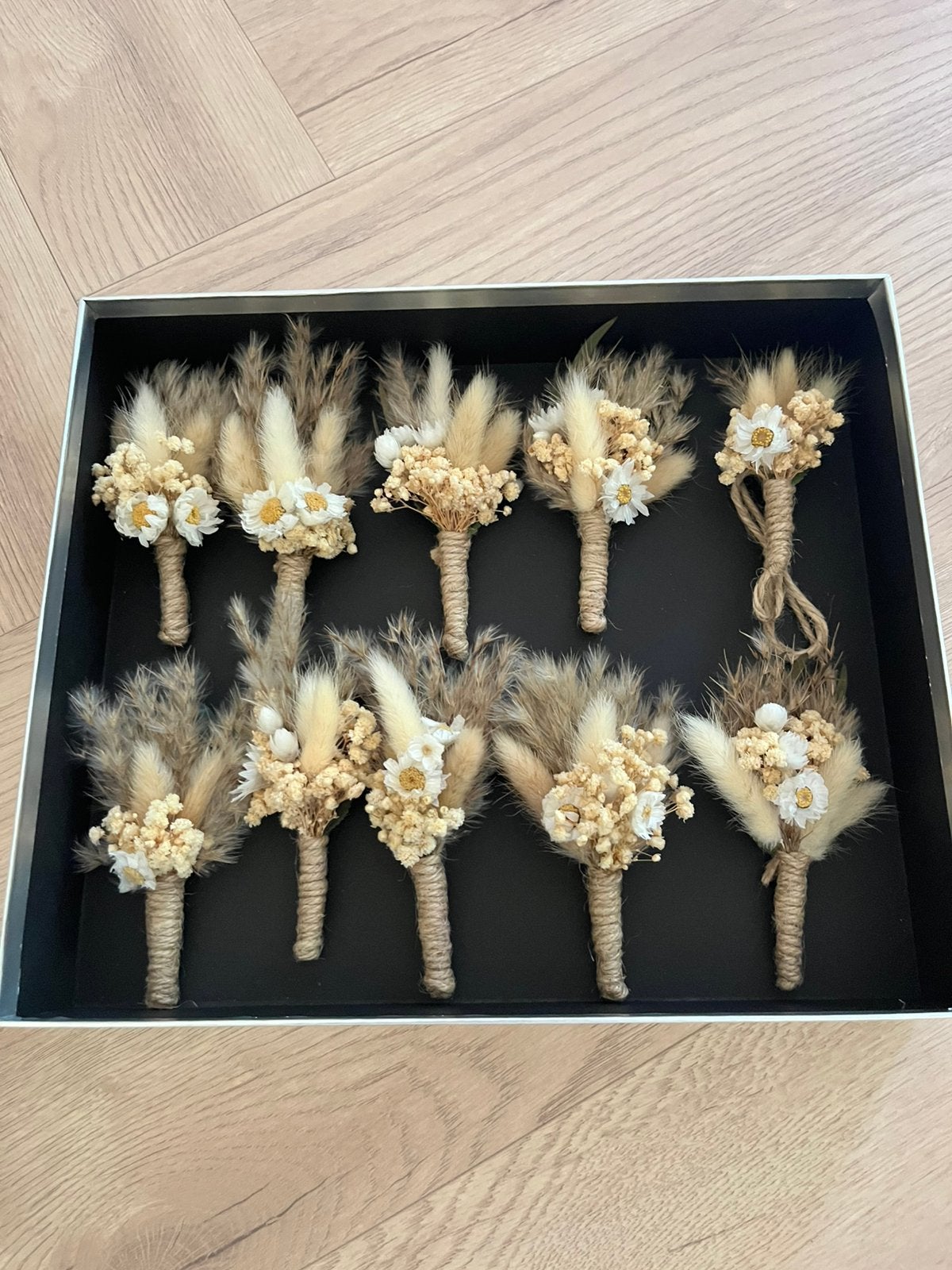Handgemaakte corsages, set van 13 + 1 polscorsage, Ophalen, Nieuw
