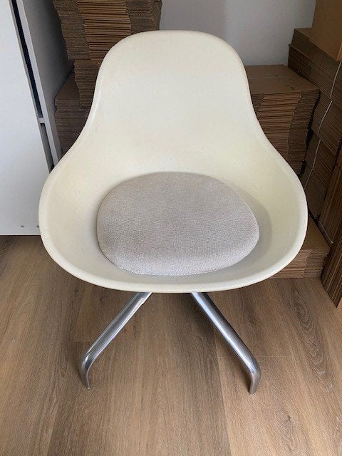 Witte draai/bureau stoel., Huis en Inrichting, Bureaustoelen, Ophalen, Gebruikt, Wit, Gaming bureaustoel