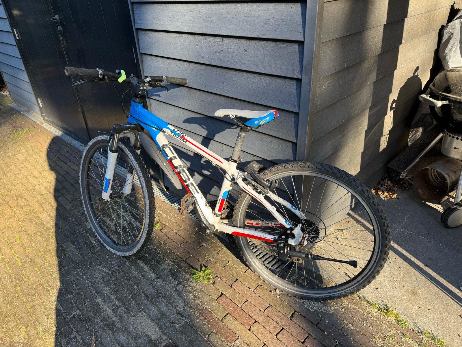 Kinder Cube Mountainbike 26 inche kinderframe, Fietsen en Brommers, Ophalen, Gebruikt, Velgrem, 20 inch of meer