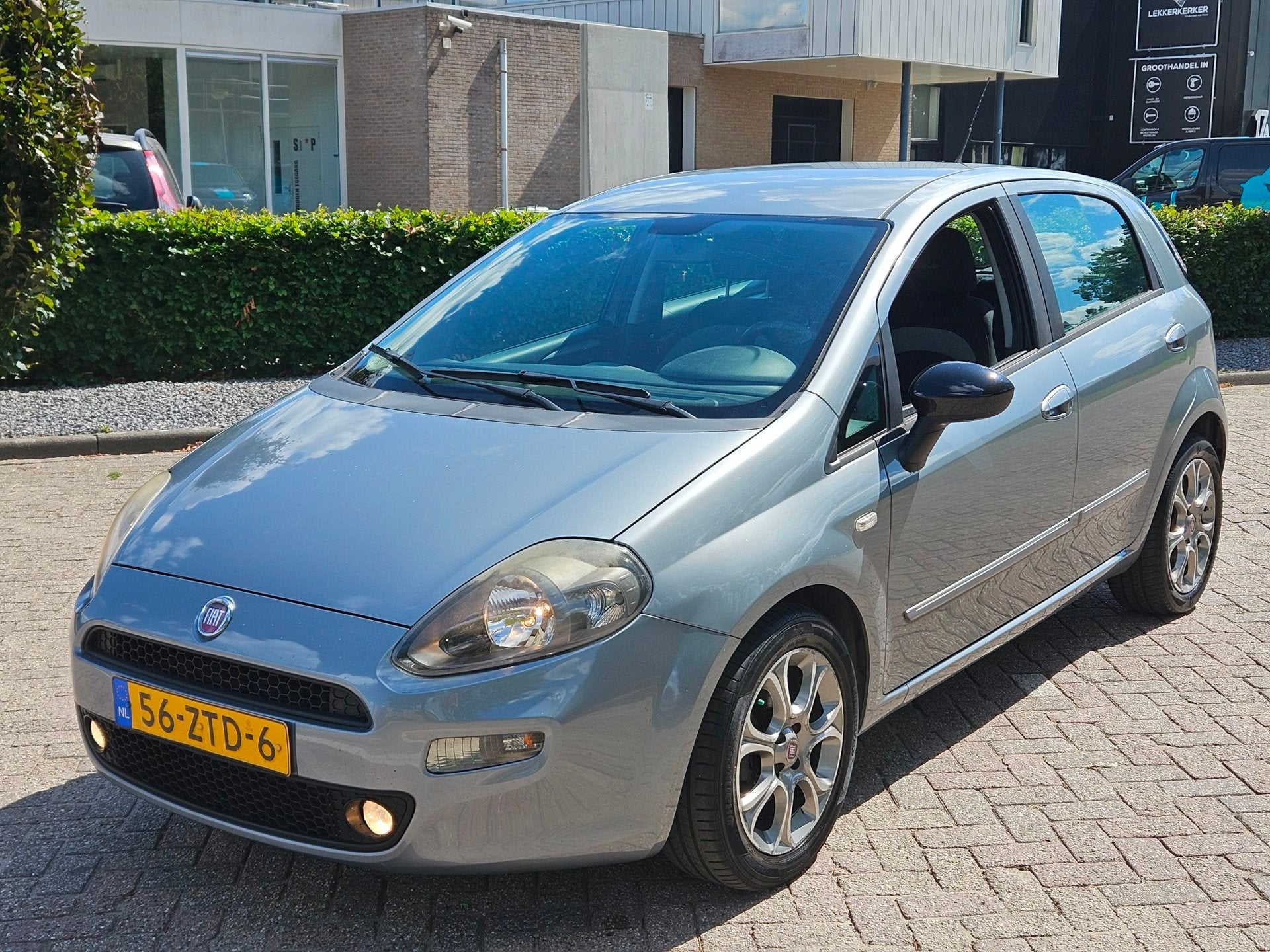 Fiat Punto Evo 0.9 TwinAir Easy apk 14-02-2027, Auto's, Voorwielaandrijving, Euro 5, 86 pk, Gebruikt