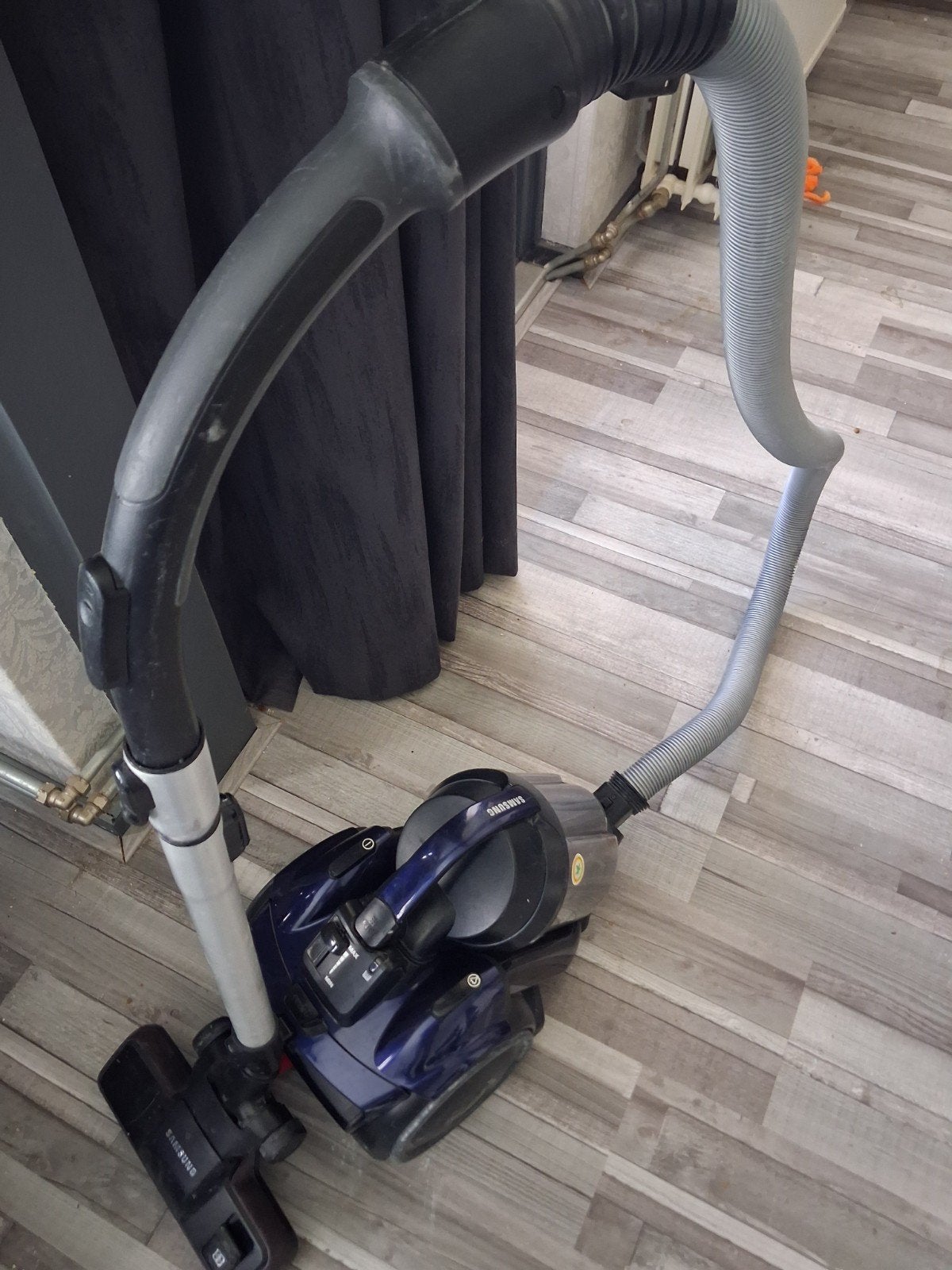 Samsung VC5100 Anti-tangle Eco Plus stofzuiger, Witgoed en Apparatuur, Ophalen, Zo goed als nieuw, Sledestofzuiger, Minder dan 1200 watt