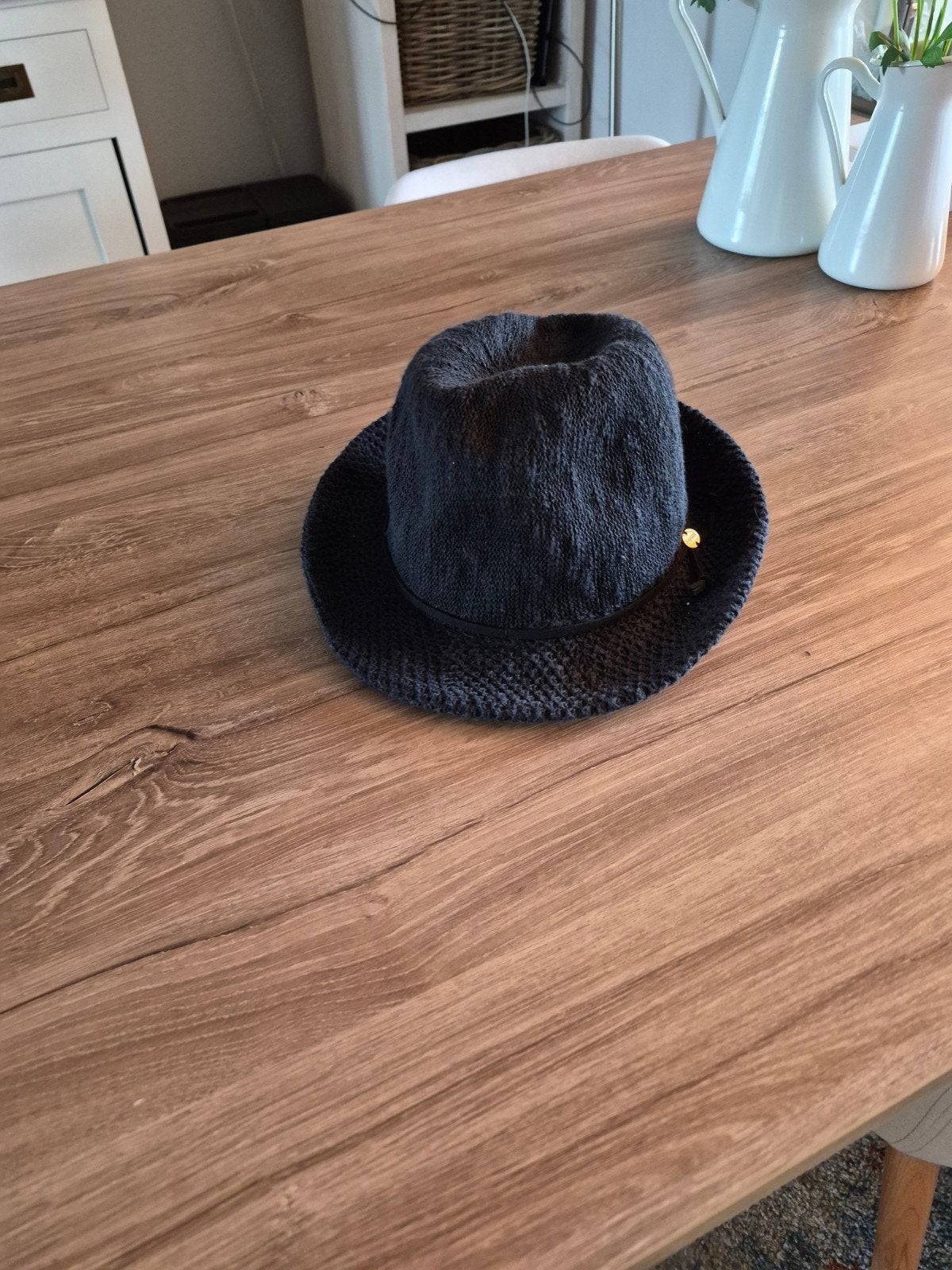 Esprit Hoed Zwart - Maat S, Kleding | Dames, Hoeden en Petten, Esprit, Ophalen of Verzenden, Zo goed als nieuw, Hoed