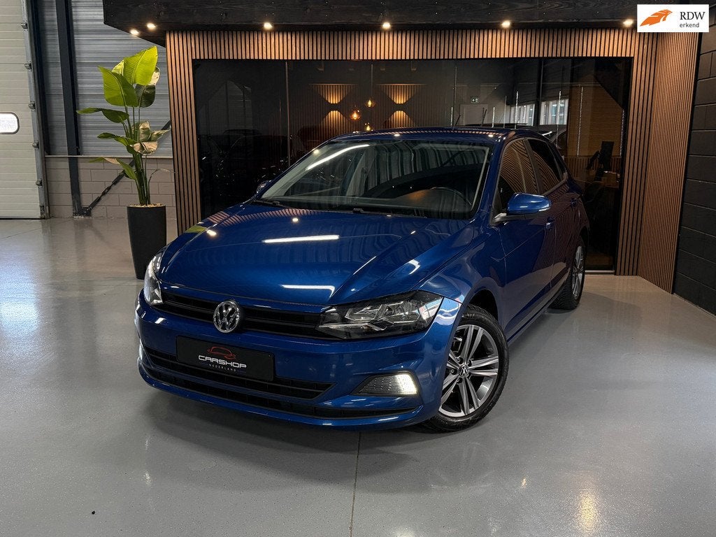 Volkswagen Polo 1.0 Comfortline CARPLAY/CRUISE/STOELVRM/FULL, Voorwielaandrijving, Stof, Gebruikt, Zwart