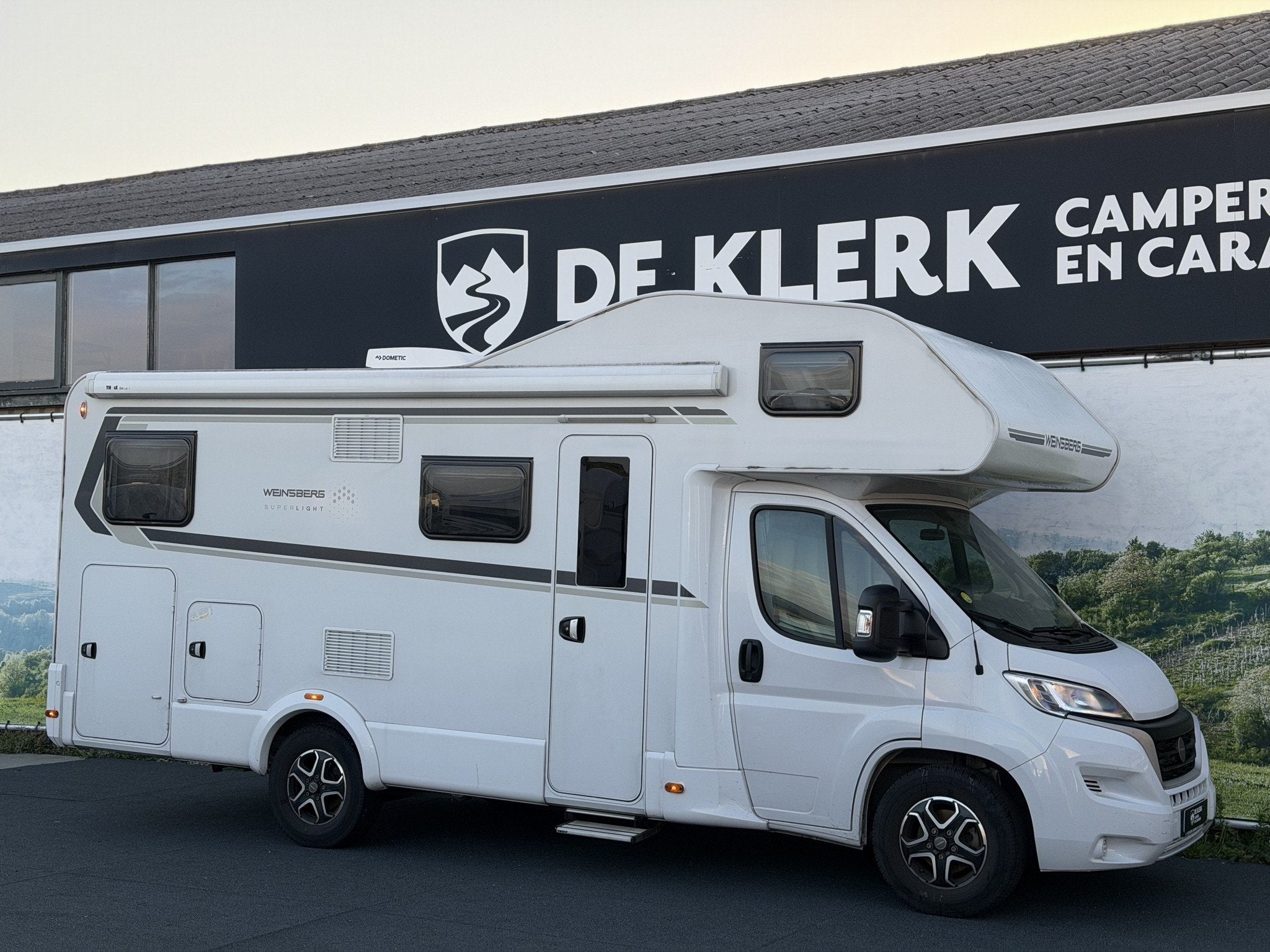 Weinsberg CaraHome 650 DG / Gratis Stalling (bj 2024), Automaat, Weinsberg, Alkoof, Douche