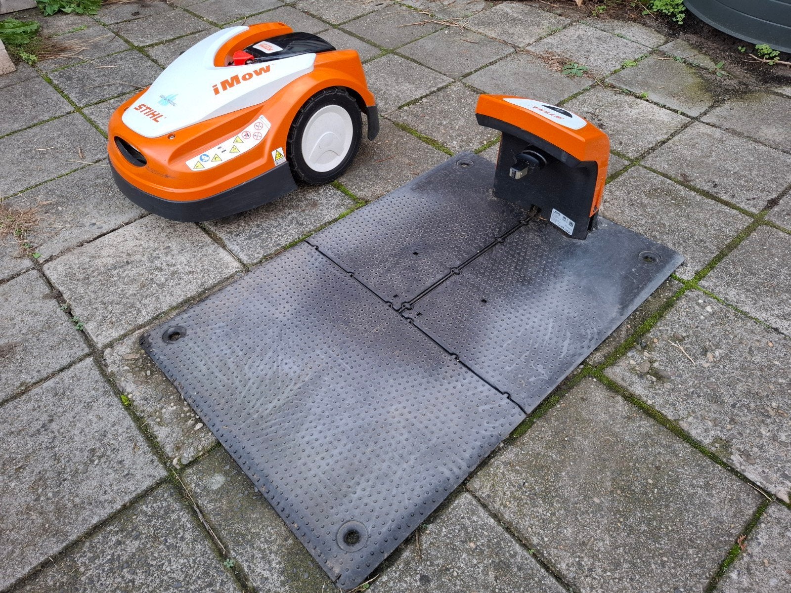 Robotmaaier Stihl iMow RMI 422 (Voeding defect), Ophalen, Gebruikt, 20 tot 25 cm, Stihl