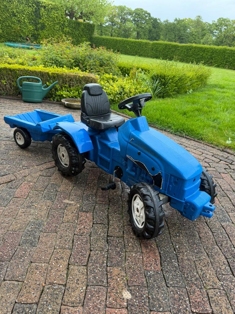 Blauwe traptractor met aanhanger voor kinderen, Ophalen, Gebruikt