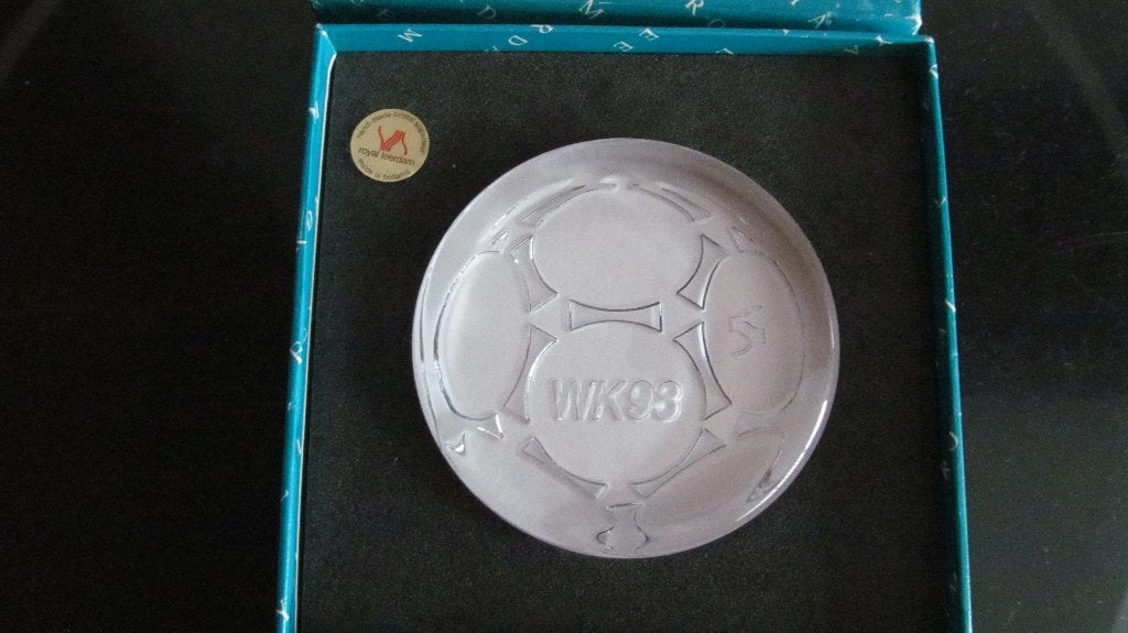 Leerdam glas paperweight WK 93, Ophalen