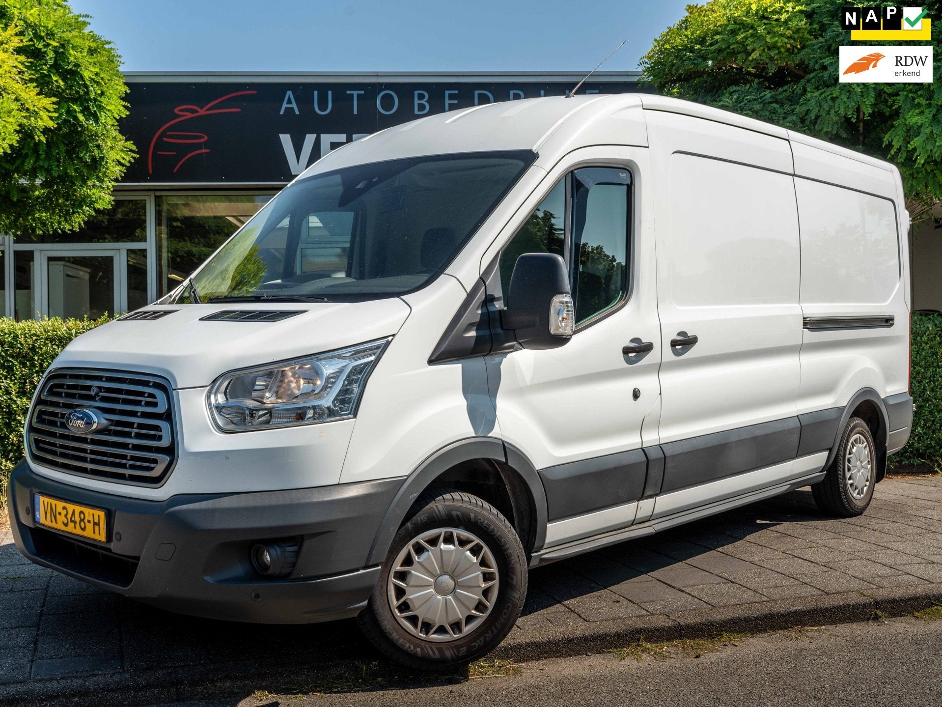 Ford Transit 310 2.2 TDCI L3H2 Trend - PARK CAMERA / SENSORE, Auto's, Voorwielaandrijving, Euro 5, Gebruikt, Zwart